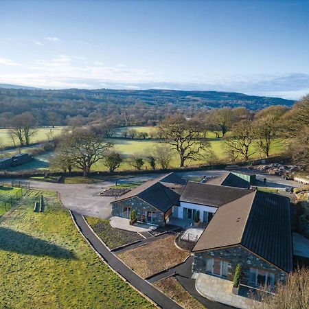 Suite 2 - Sleeping Giant Hotel - Pen Y Cae Inn Brecon Exterior foto