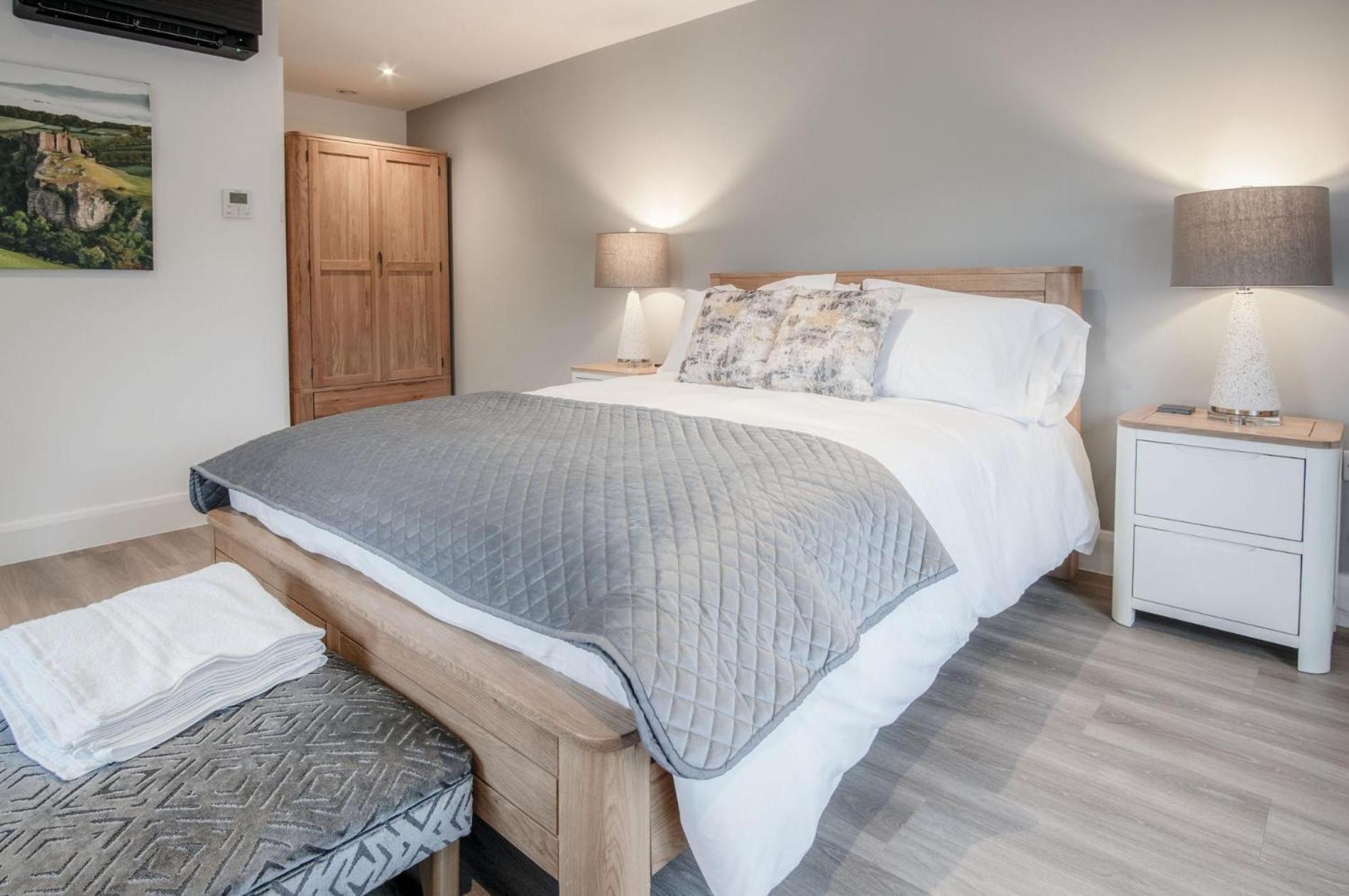 Suite 2 - Sleeping Giant Hotel - Pen Y Cae Inn Brecon Exterior foto