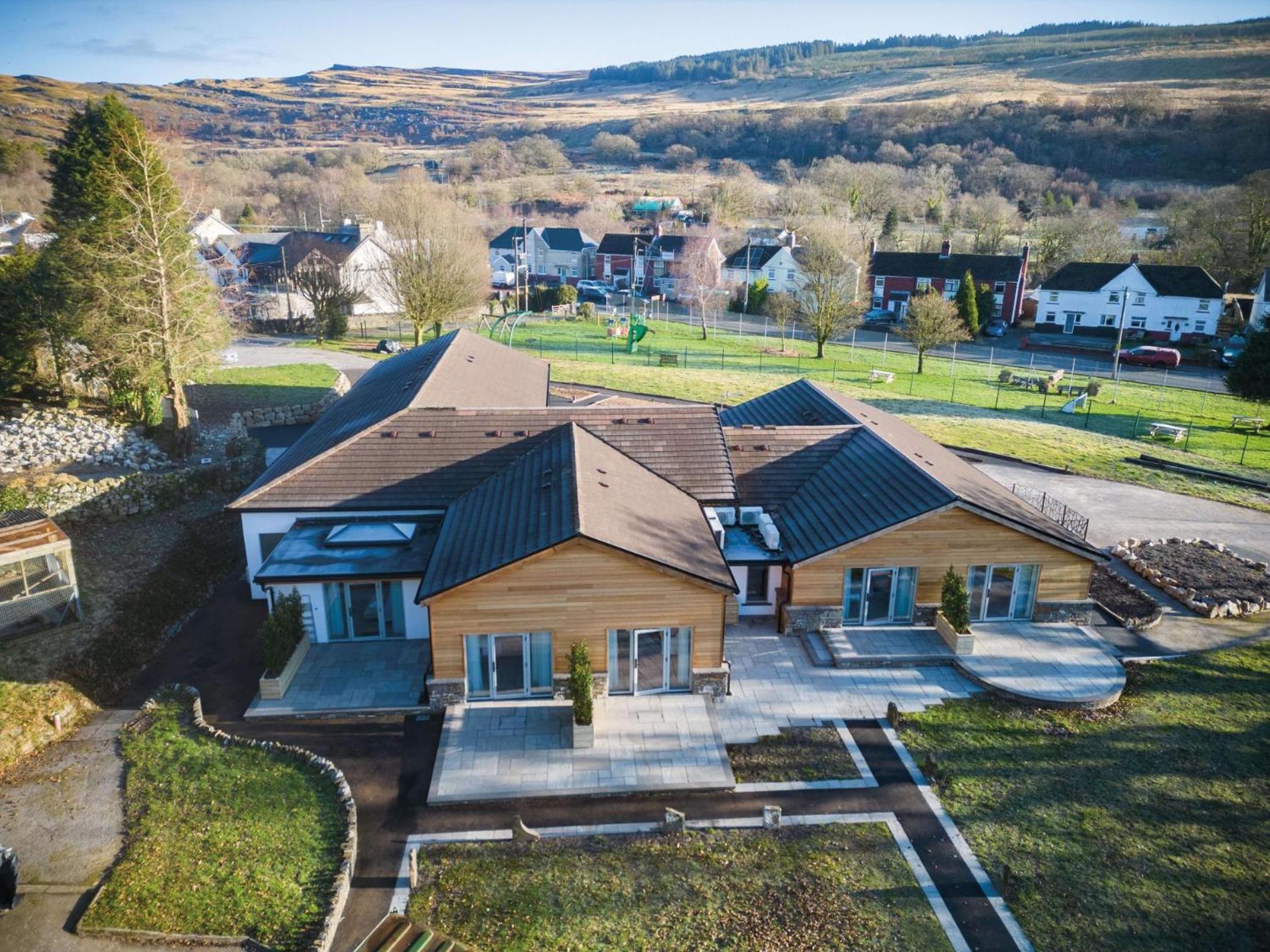 Suite 2 - Sleeping Giant Hotel - Pen Y Cae Inn Brecon Exterior foto