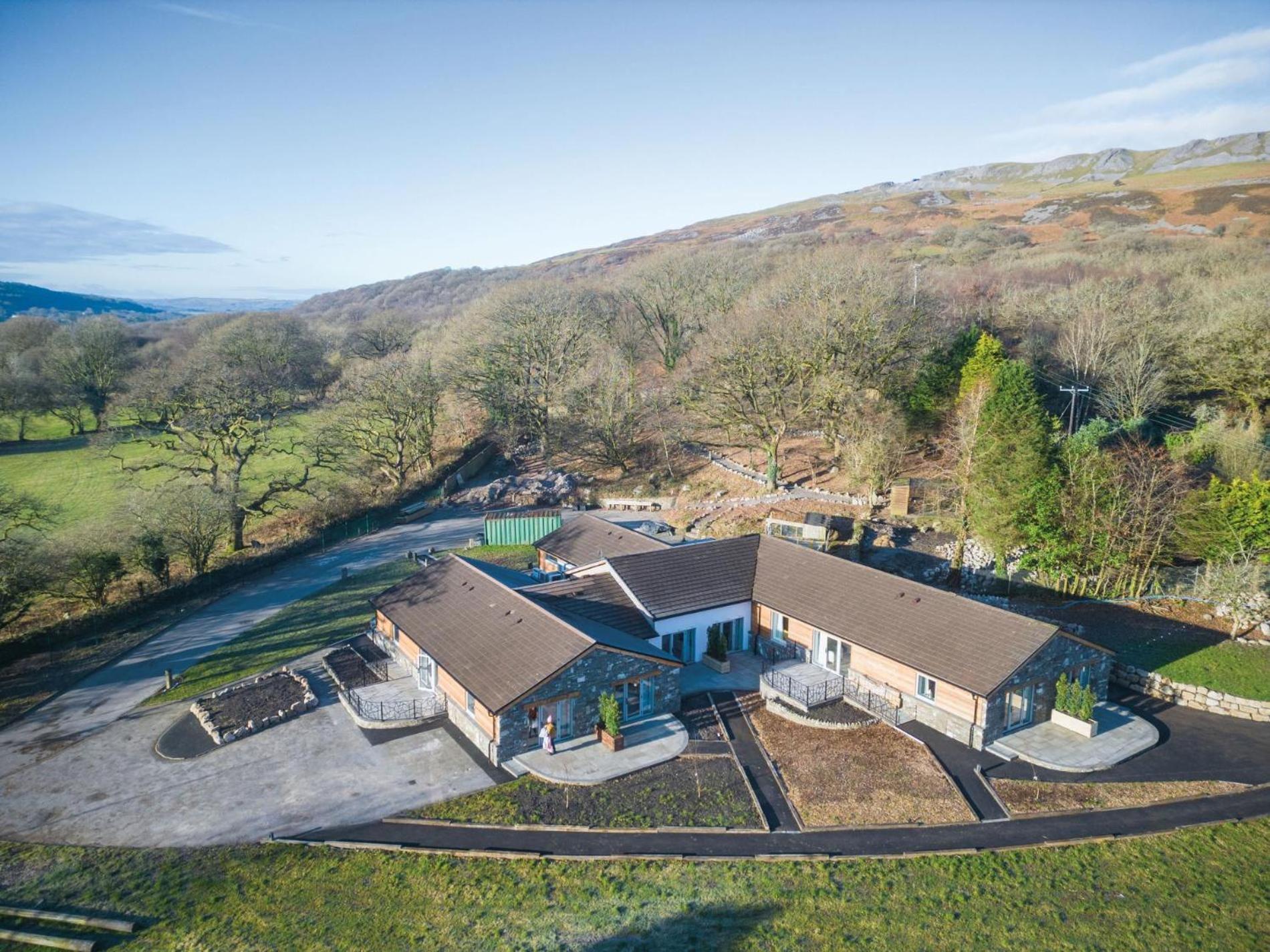 Suite 2 - Sleeping Giant Hotel - Pen Y Cae Inn Brecon Exterior foto